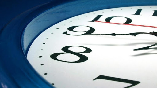 Төрийн байгууллагын ажил 07:00-08:30-д эхэлж, 16:00-17:30 цагт тарна